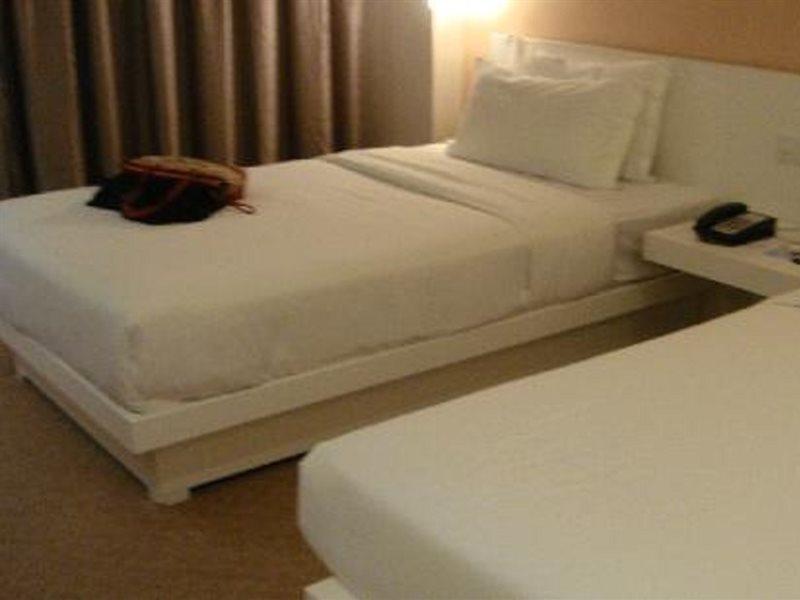 Guang Zhou Master Hotel Гуанджоу Екстериор снимка
